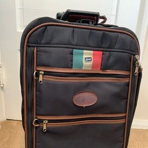 Lark luggage Clearance